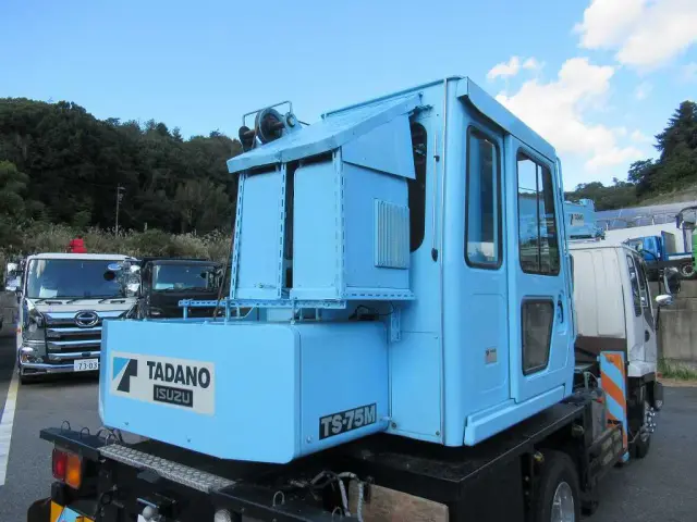 いすゞ フォワード PB-FRR35D3(2WD)の写真13