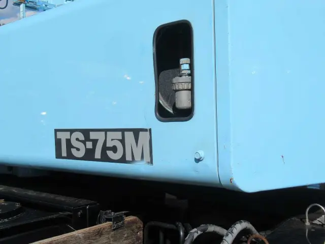 いすゞ フォワード PB-FRR35D3(2WD)の写真15