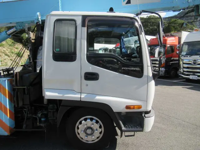 いすゞ フォワード PB-FRR35D3(2WD)の写真22