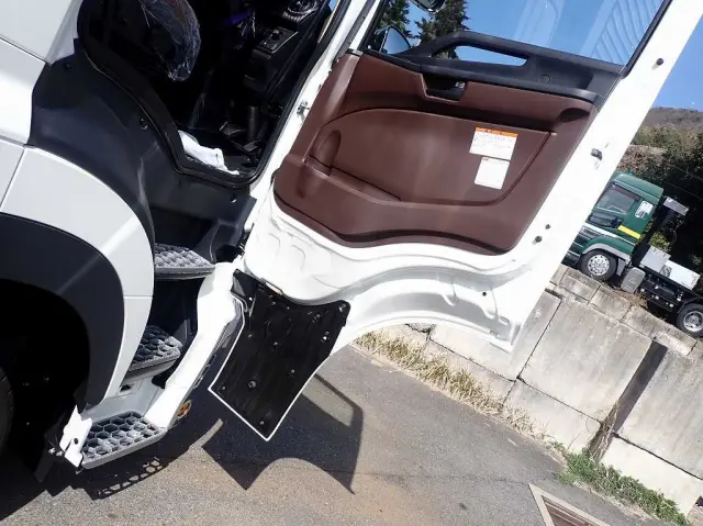 日野 プロフィア 2DG-FW1AHC(4WD)の写真22