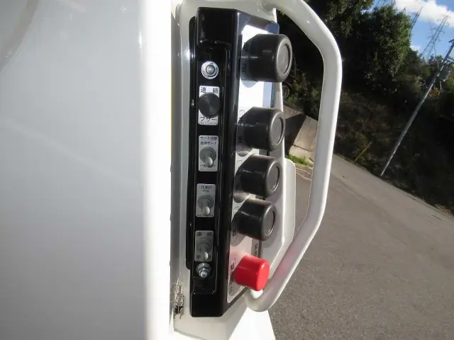 日野 デュトロ 2KG-XZU710M(2WD)の写真13
