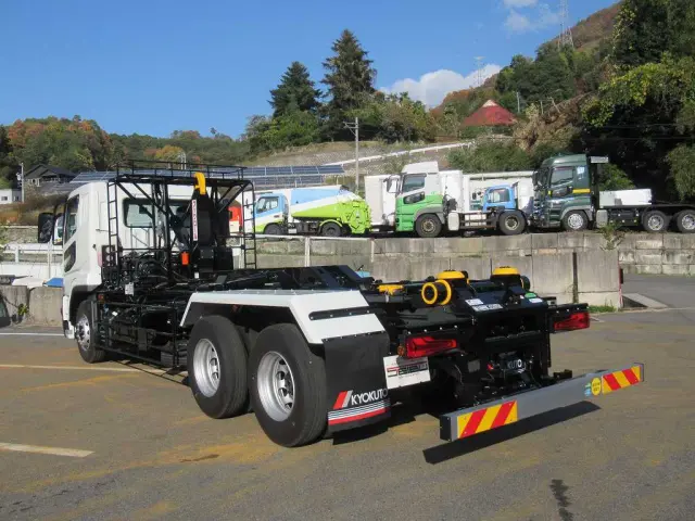 三菱 スーパーグレート 2PG-FV80VY(6x4)の写真4