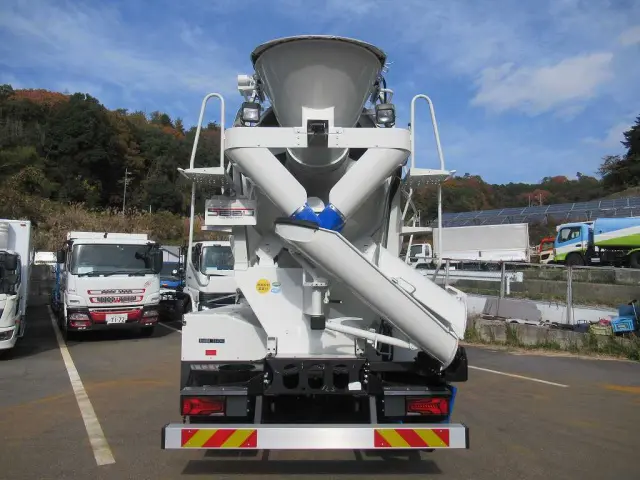 三菱 スーパーグレート 2KG-FV80GX(2WD)の写真5