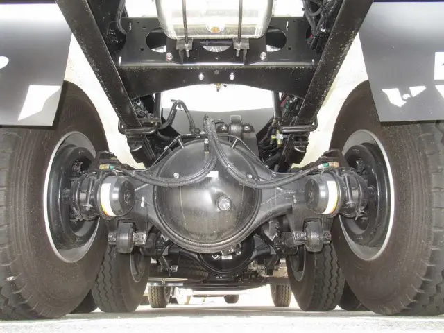 三菱 スーパーグレート 2KG-FV80GX(2WD)の写真26