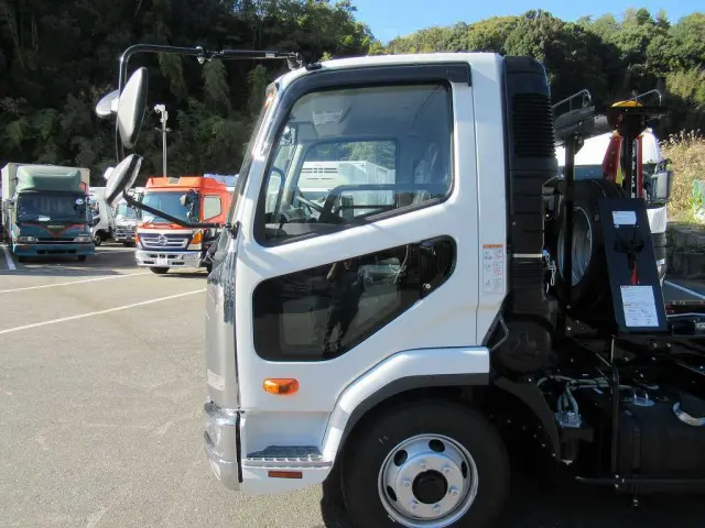 三菱 ファイター 2KG-FK72F(2WD)の写真12