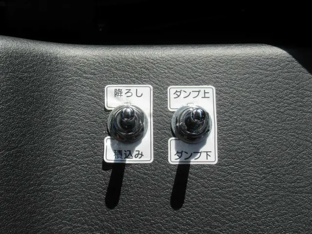 三菱 ファイター 2KG-FK72F(2WD)の写真18