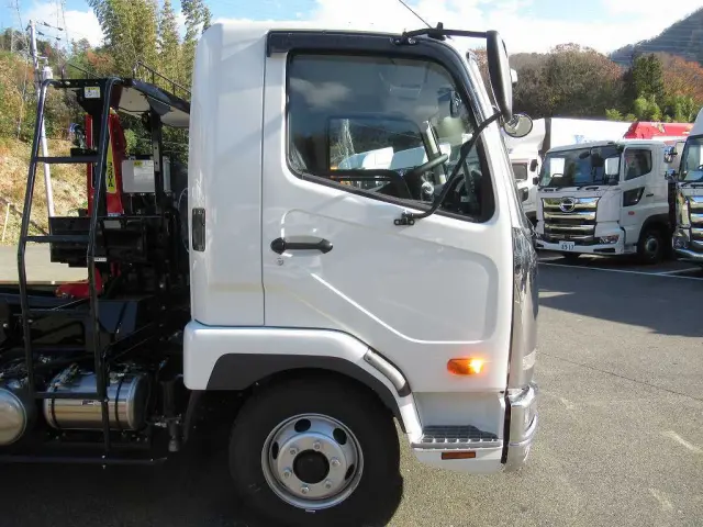 三菱 ファイター 2KG-FK72F(2WD)の写真12