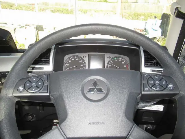 三菱 ファイター 2KG-FK72F(2WD)の写真16