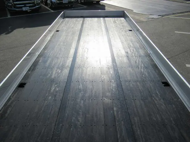 三菱 ファイター 2DG-FQ62F(6x4)の写真7