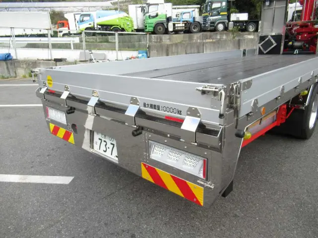 三菱 ファイター 2DG-FQ62F(6x4)の写真14