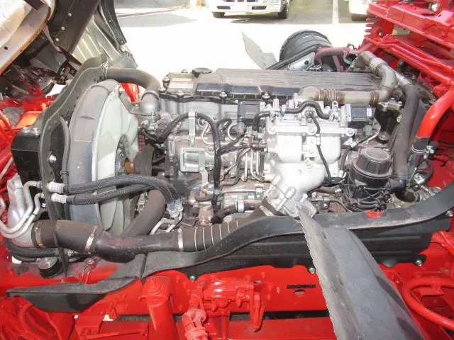 三菱 ファイター 2DG-FQ62F(6x4)の写真26