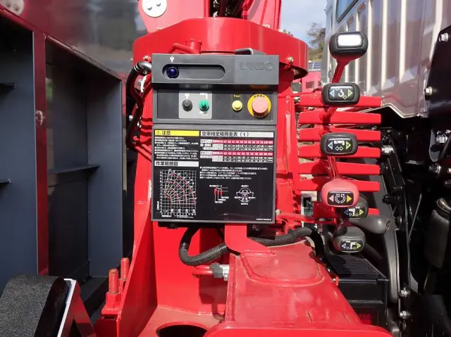 日野 プロフィア 2DG-FW1AHC(8x4)の写真10