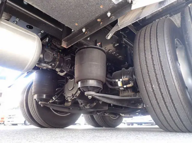 日野 プロフィア 2DG-FW1AHC(8x4)の写真24