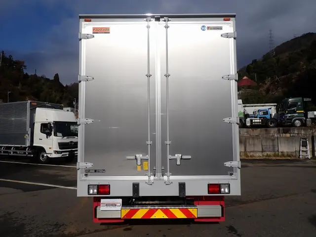 日野 レンジャー 2KG-FD2ABG(2WD)の写真5