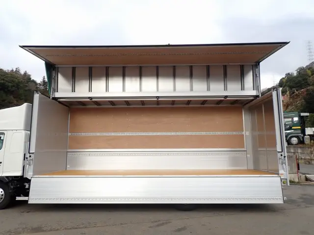 日野 レンジャー 2KG-FD2ABG(2WD)の写真11