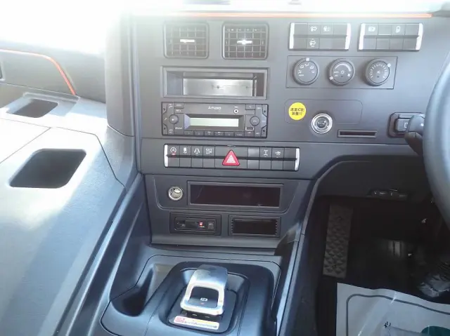 三菱 スーパーグレート 2PG-FS84VZ(8x4)の写真17