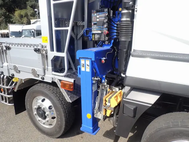 三菱 スーパーグレート 2PG-FS80VZ(8x4)の写真13