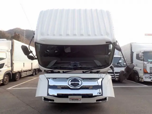 日野 プロフィア 2DG-FW1AHC(8x4)の写真15