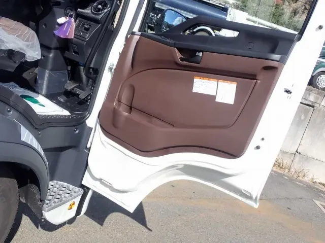 日野 レンジャー 2KG-FD2ABG(2WD)の写真18