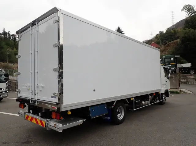 三菱 ファイター 2KG-FK65F(2WD)の写真3