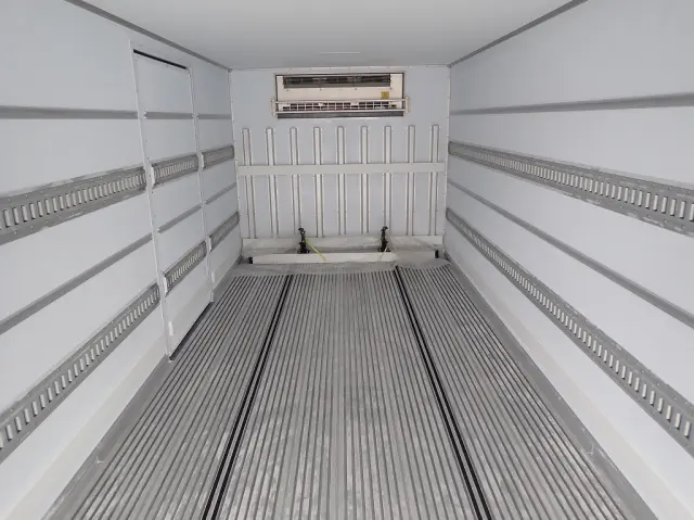 三菱 ファイター 2KG-FK65F(2WD)の写真9