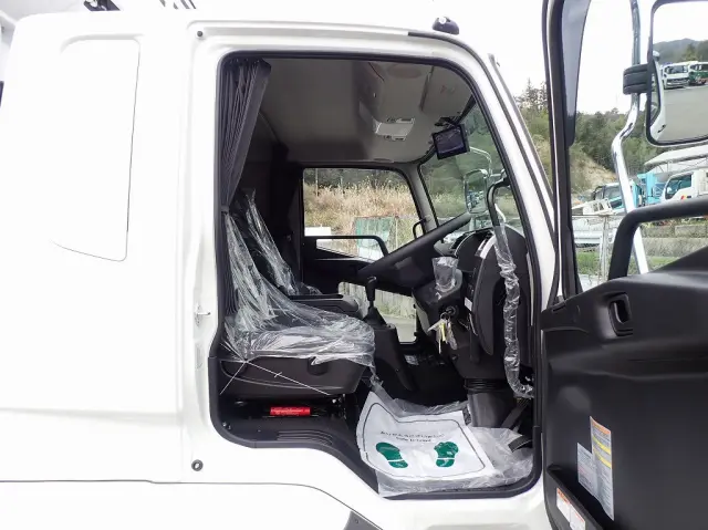 三菱 ファイター 2KG-FK65F(2WD)の写真15