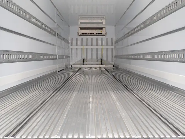 三菱 ファイター 2KG-FK65Fの写真9