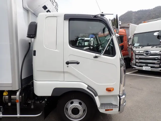 三菱 ファイター 2KG-FK65Fの写真12