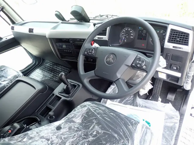 三菱 ファイター 2KG-FK65Fの写真16