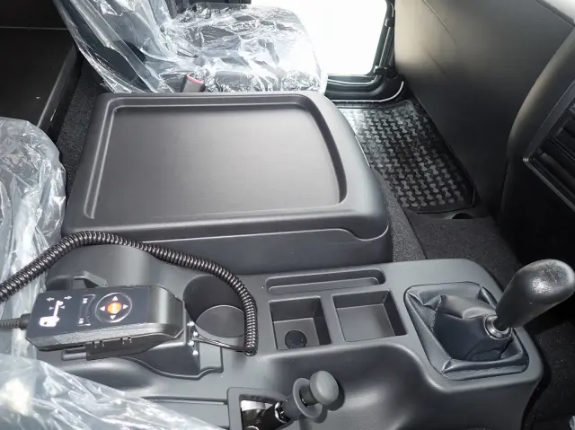 三菱 ファイター 2KG-FK65Fの写真18