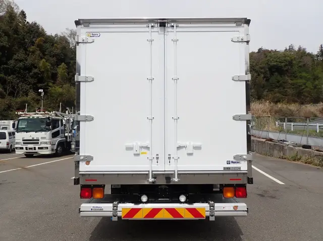 三菱 ファイター 2KG-FK65F(2WD)の写真5