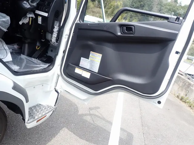 三菱 ファイター 2KG-FK65F(2WD)の写真20