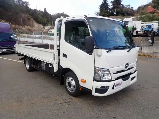 日野 デュトロ 2WG-XZU713M(2WD)の写真2