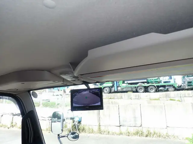 三菱 キャンター 2RG-FBAV0(2WD)の写真18