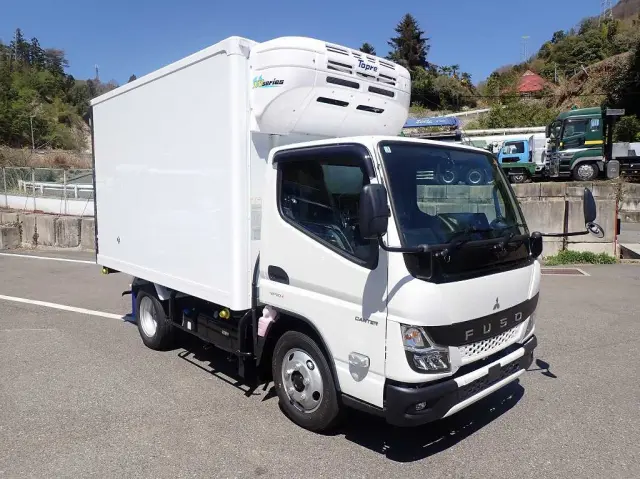 三菱 キャンター 2RG-FBAV0(2WD)の写真2