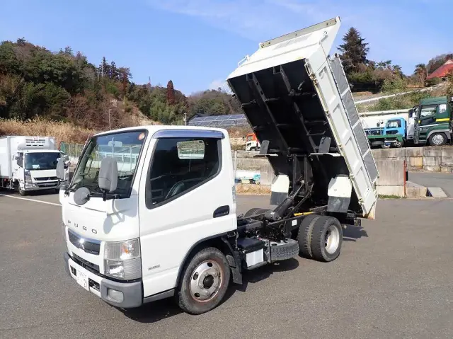 三菱 キャンター TPG-FBA60(2WD)の写真1