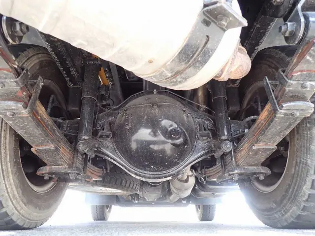 三菱 キャンター TPG-FBA60(2WD)の写真24