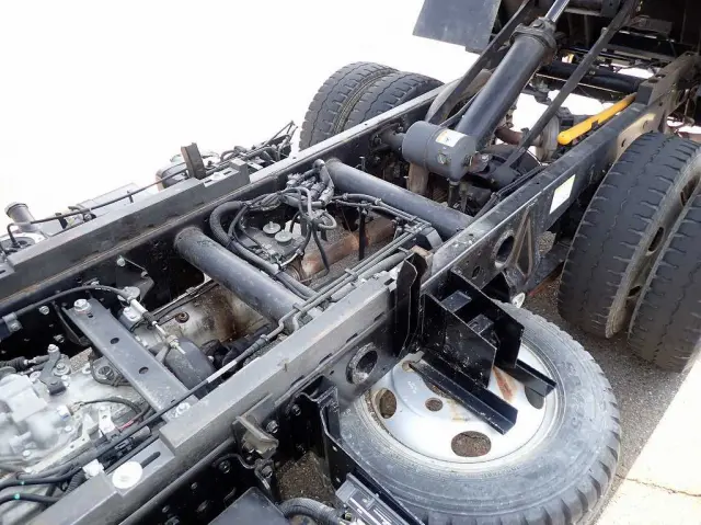 三菱 キャンター TPG-FBA60(2WD)の写真25
