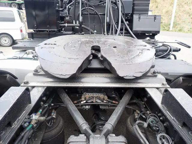 三菱 スーパーグレート 2RG-FP84VDR(2WD)の写真6