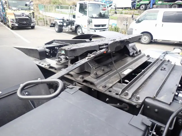 三菱 スーパーグレート 2RG-FP84VDR(2WD)の写真7