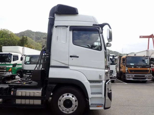 三菱 スーパーグレート 2RG-FP84VDR(2WD)の写真12