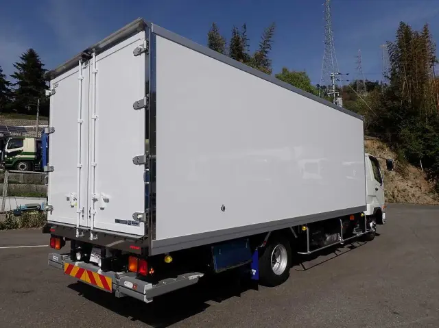 三菱 ファイター 2KG-FK65F(2WD)の写真3