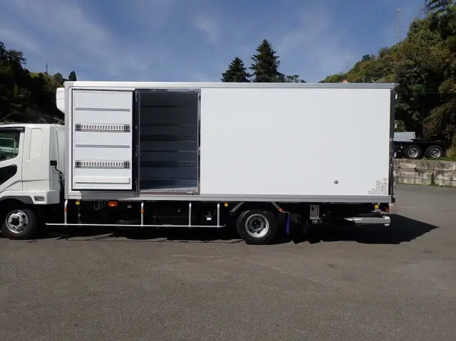 三菱 ファイター 2KG-FK65F(2WD)の写真6