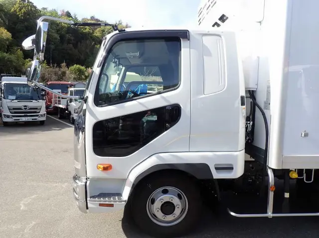 三菱 ファイター 2KG-FK65F(2WD)の写真13