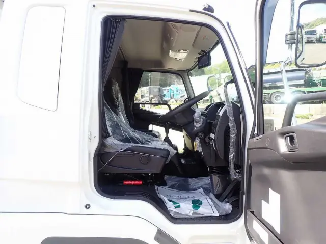 三菱 ファイター 2KG-FK65F(2WD)の写真21