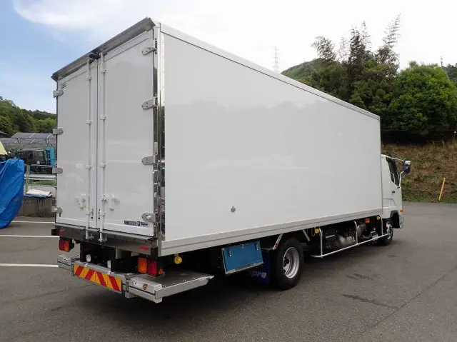 三菱 ファイター 2KG-FK65F(2WD)の写真3