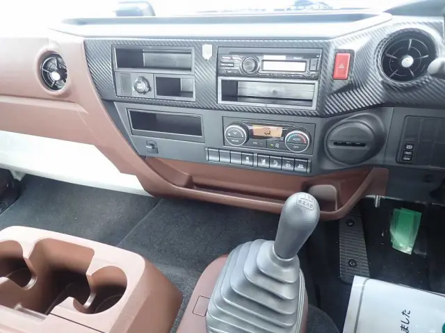 日野 レンジャー 2KG-FD2ABA(2WD)の写真16