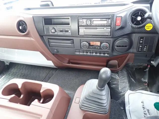 日野 レンジャー 2PG-FE2ACG(2WD)の写真17