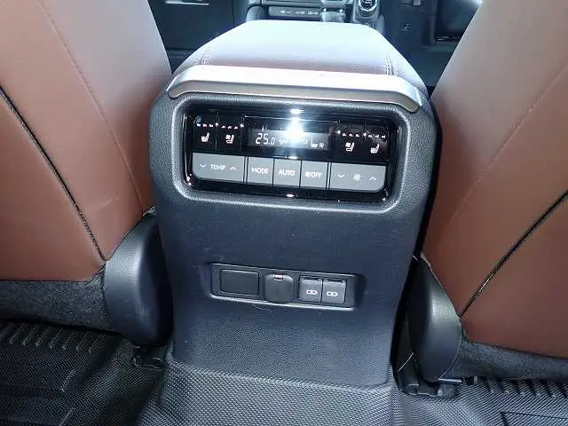 トヨタ その他(トヨタ) 3DA-GDJ250W(未入力/関係無)の写真17