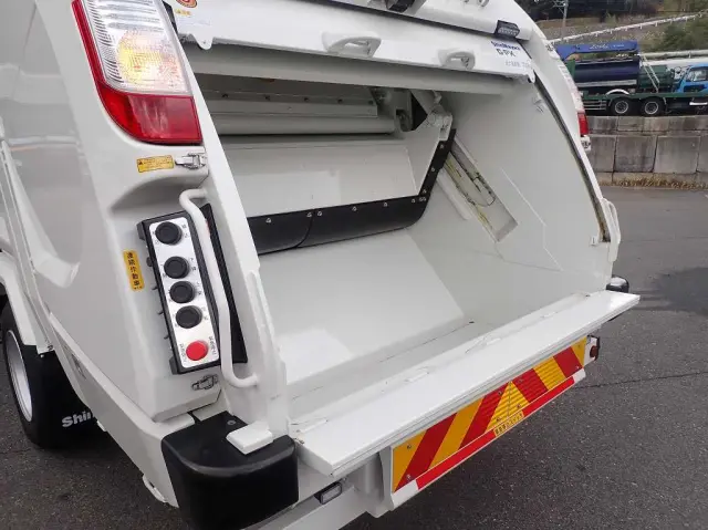 日野 レンジャー 2KG-FD2ABA(2WD)の写真6